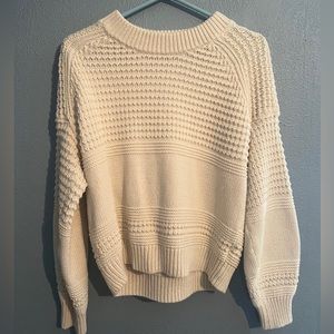 Universal Threads white sweater